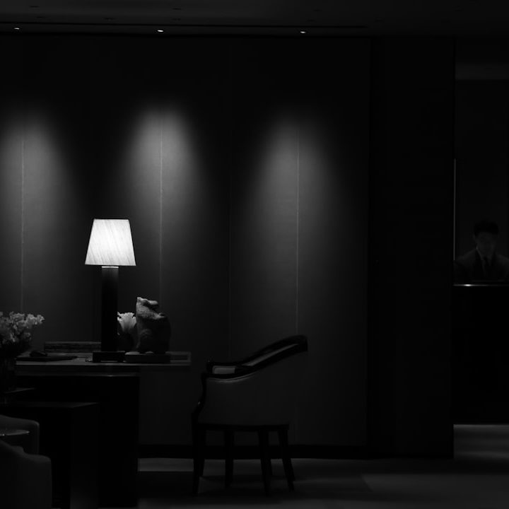 Tichý luxusní bezdrátová lampa matný povrch